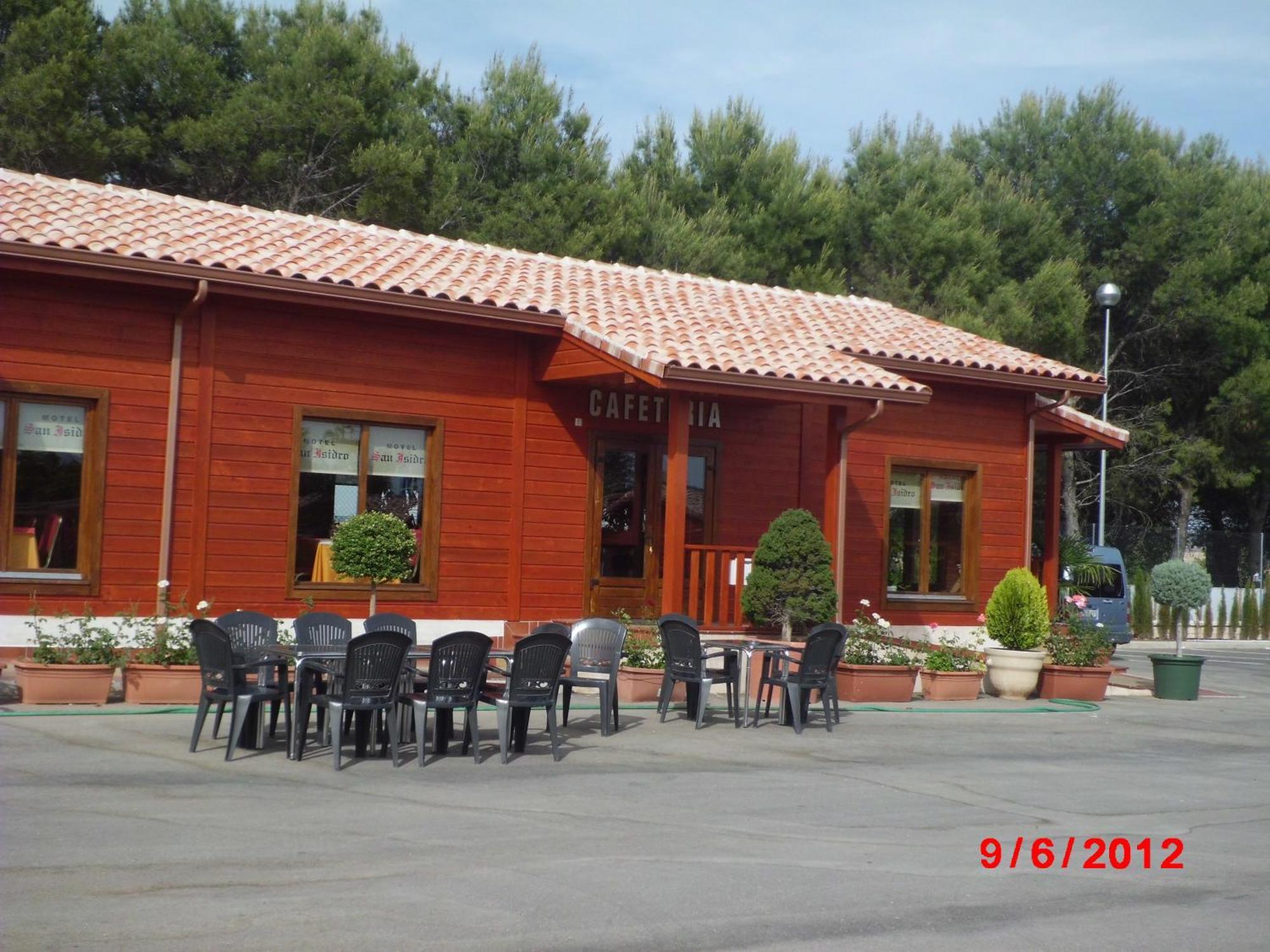 Motel San Isidro Villarrubio Екстер'єр фото