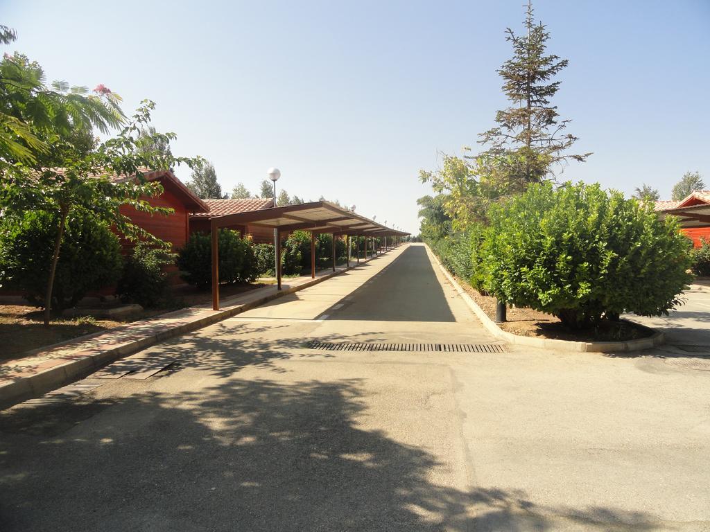Motel San Isidro Villarrubio Екстер'єр фото