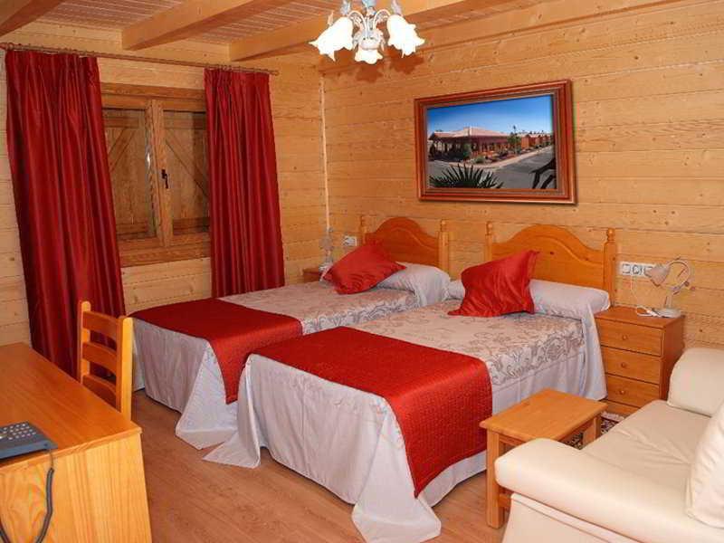 Motel San Isidro Villarrubio Екстер'єр фото